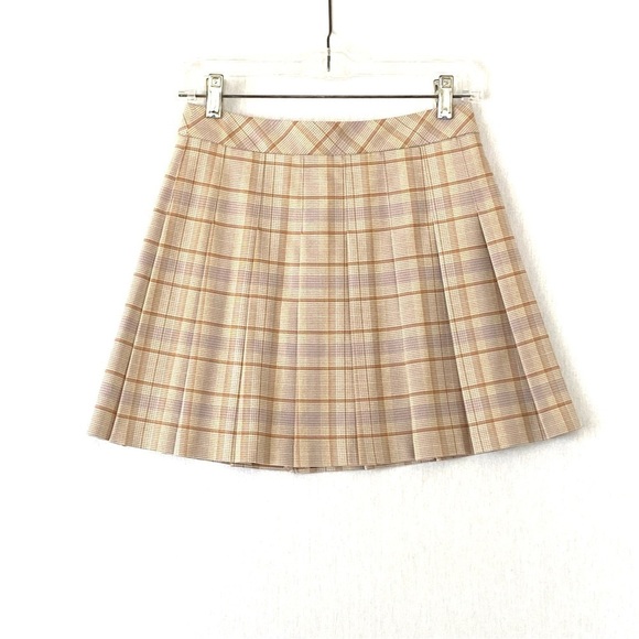 Aritzia Sunday Best Olive Micro Pleated Skirt - Picture 5 of 11
